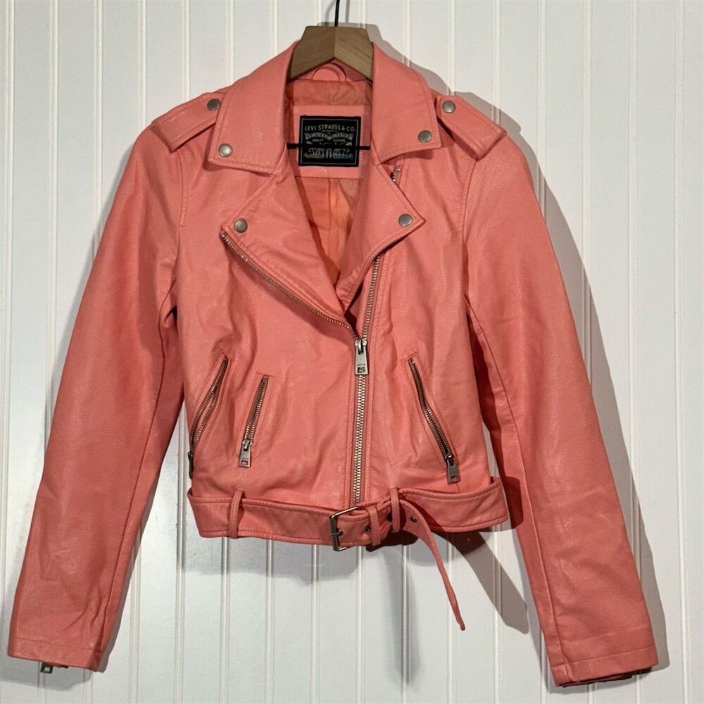 Levi’s Women’s XS Pink Faux Leather Moto Jacket Belted Biker‎ Coral Cropped